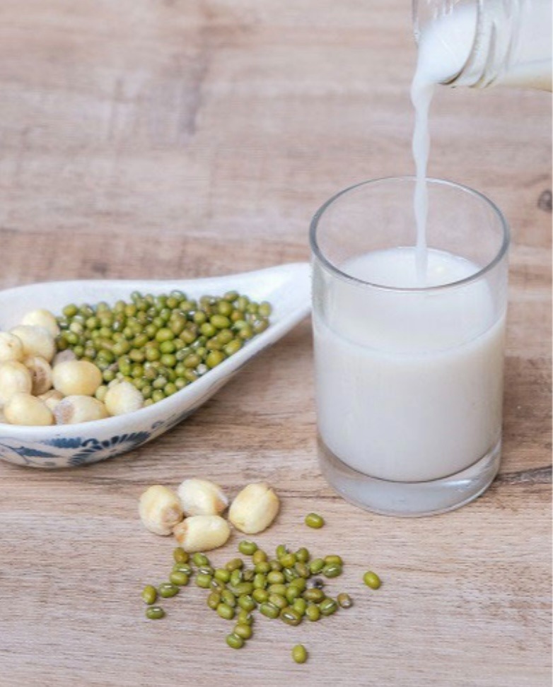 Sua hat dau xanh thom beo, giau chat xo